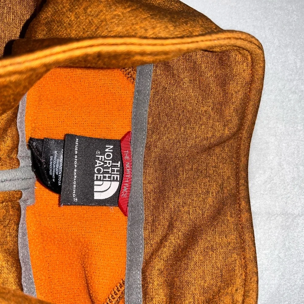The North‎ Face Men's Rust Zip-Up Sweater